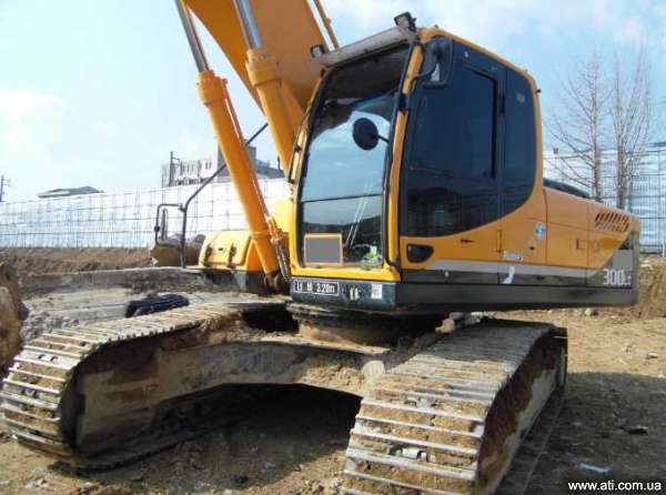  Hyundai Robex 300LC,